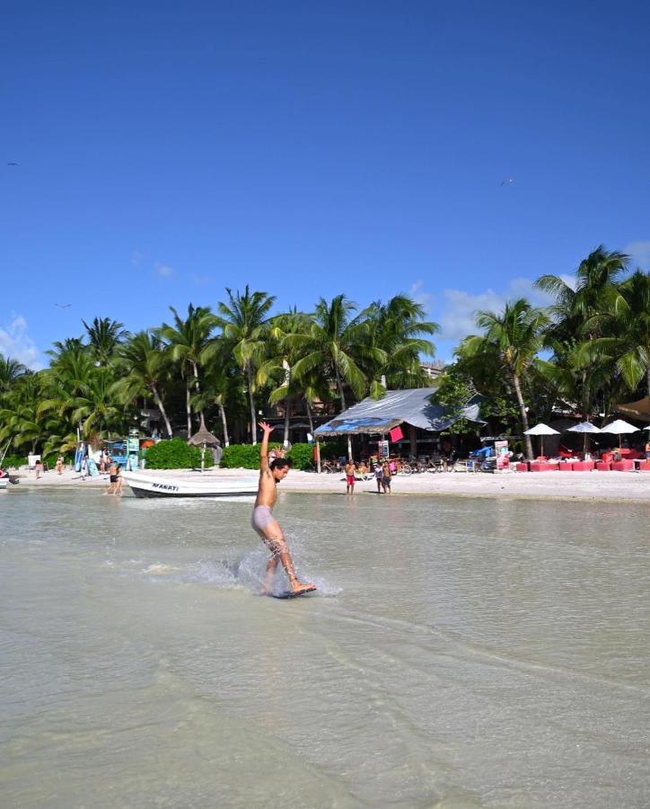 And Beach Club Escape