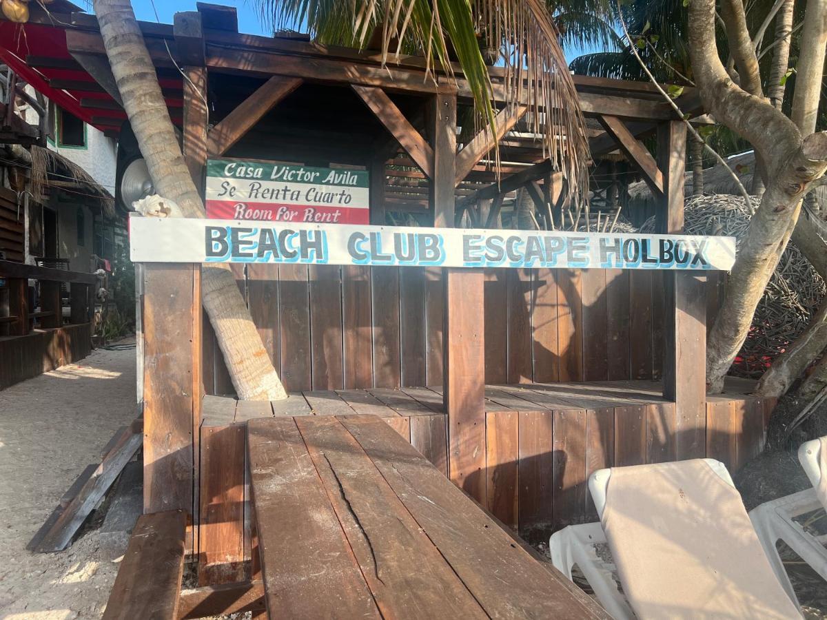Hotel And Beach Club Escape *