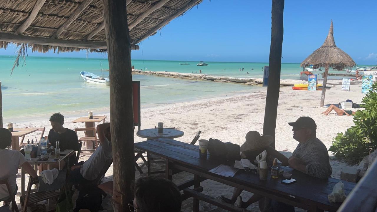 And Beach Club Escape Holbox