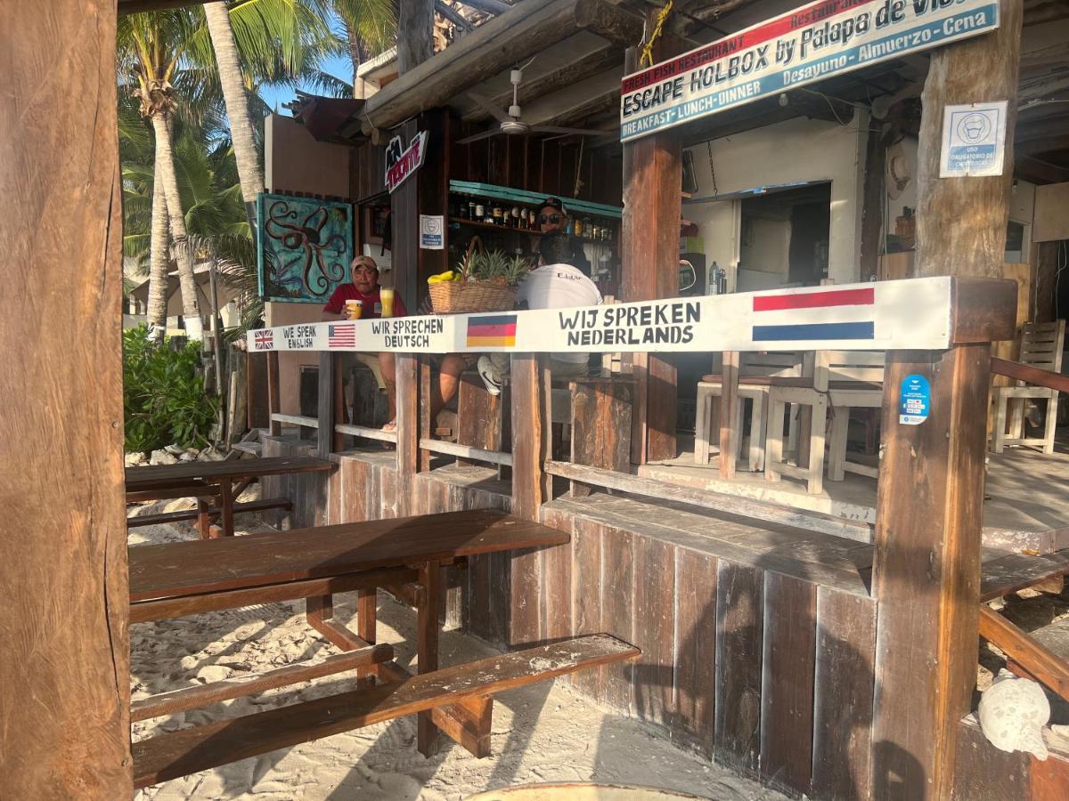 And Beach Club Escape Hotel